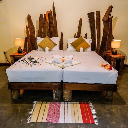 Готель Mahagedara Wellness Retreat Avudangawa Екстер'єр фото