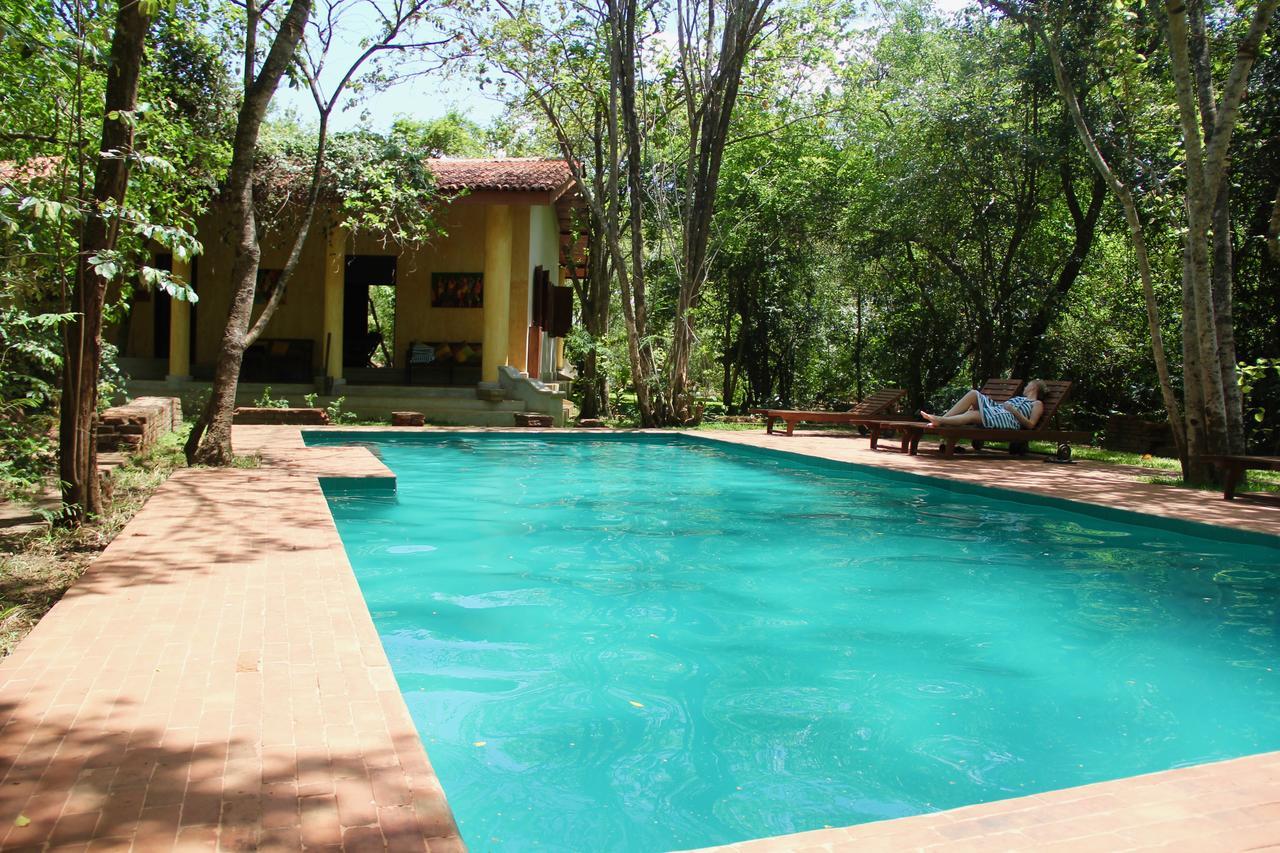 Готель Mahagedara Wellness Retreat Avudangawa Екстер'єр фото