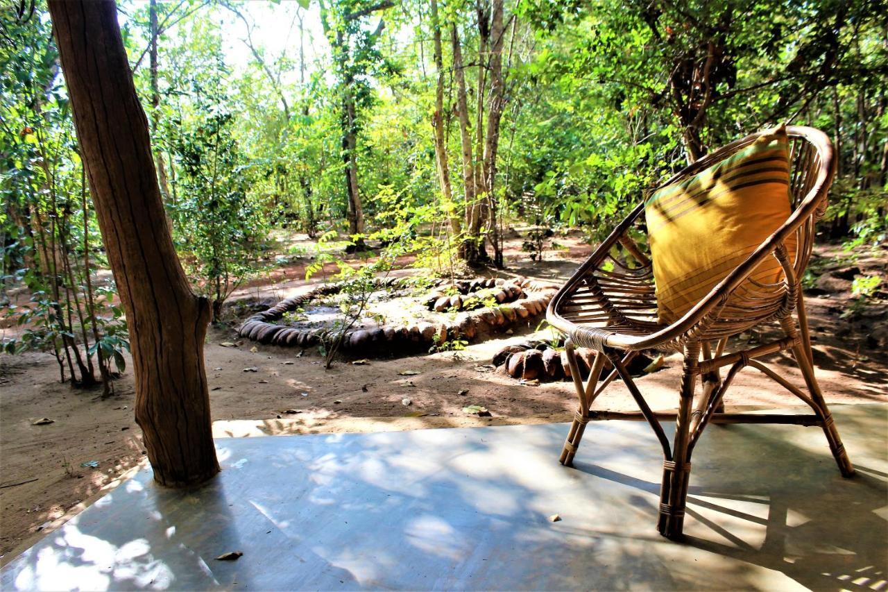 Готель Mahagedara Wellness Retreat Avudangawa Екстер'єр фото